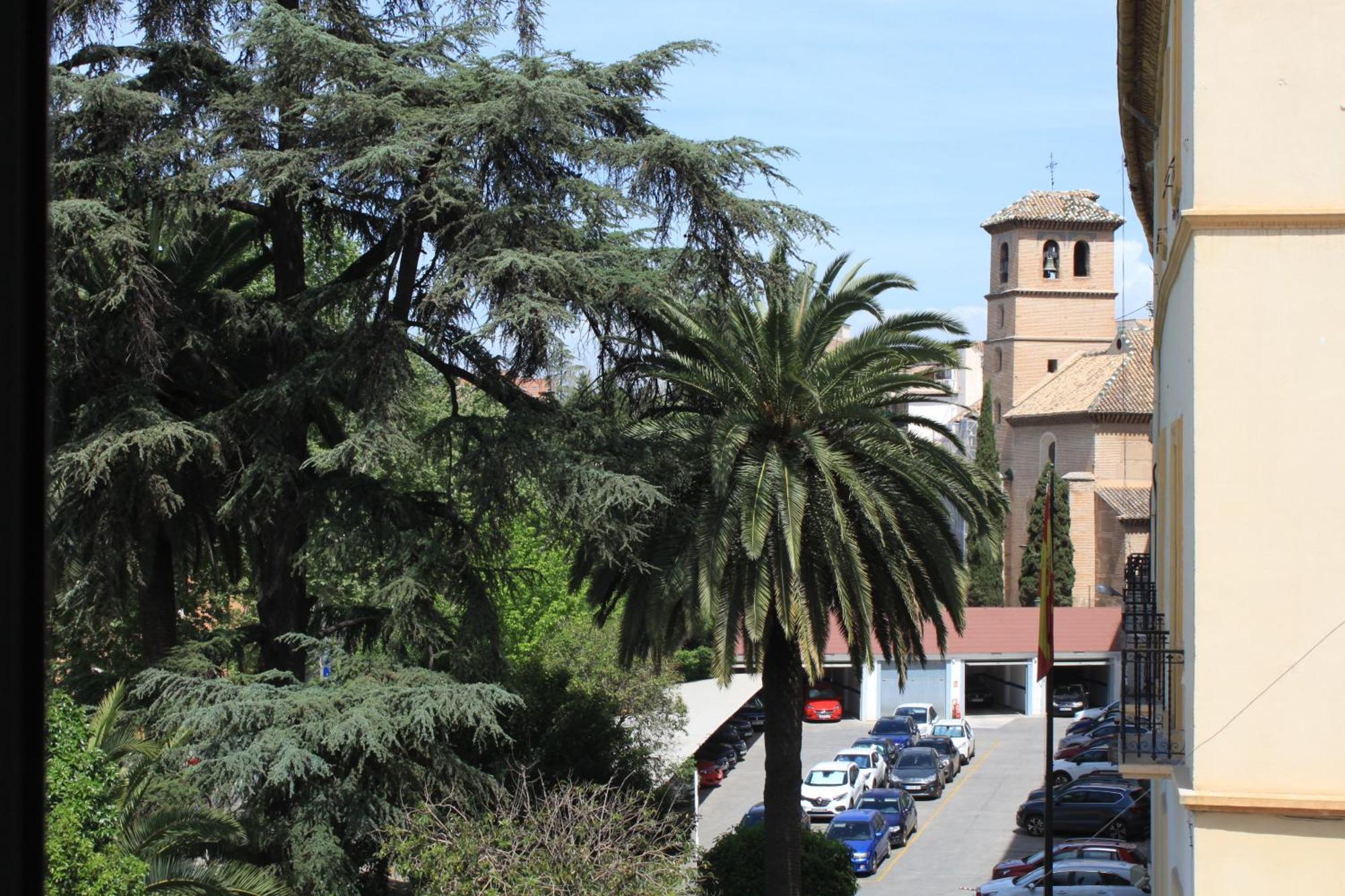 Piso Arco De Elvira Plaza Del Triunfo Apartment Granada Luaran gambar
